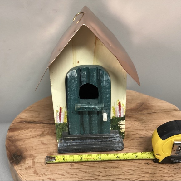 🟡 Hand Painted - Copper Roofed - Birdhouse - Excellent Condition - Unique Design - Picture 9 of 13